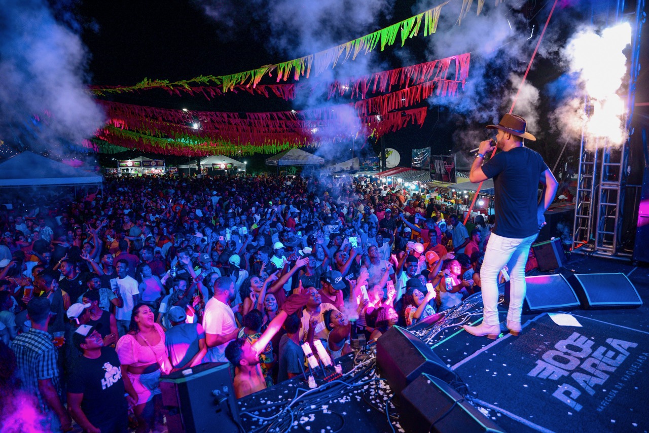 Expo Coité 2025 divulga programação musical com grandes atrações nos palcos principal e alternativo