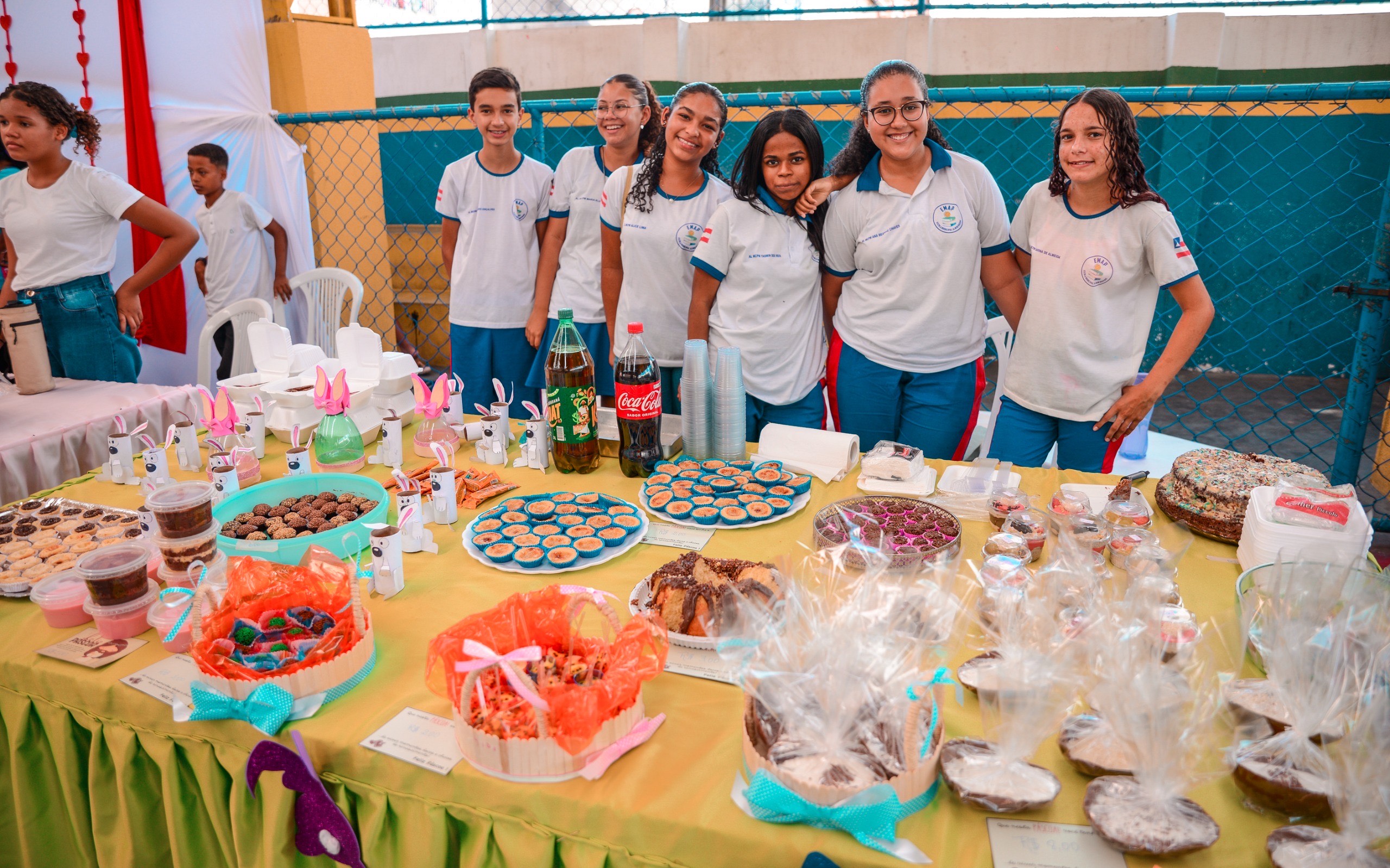 Escola municipal promove  2ª Feira da Páscoa com foco no empreendedorismo
