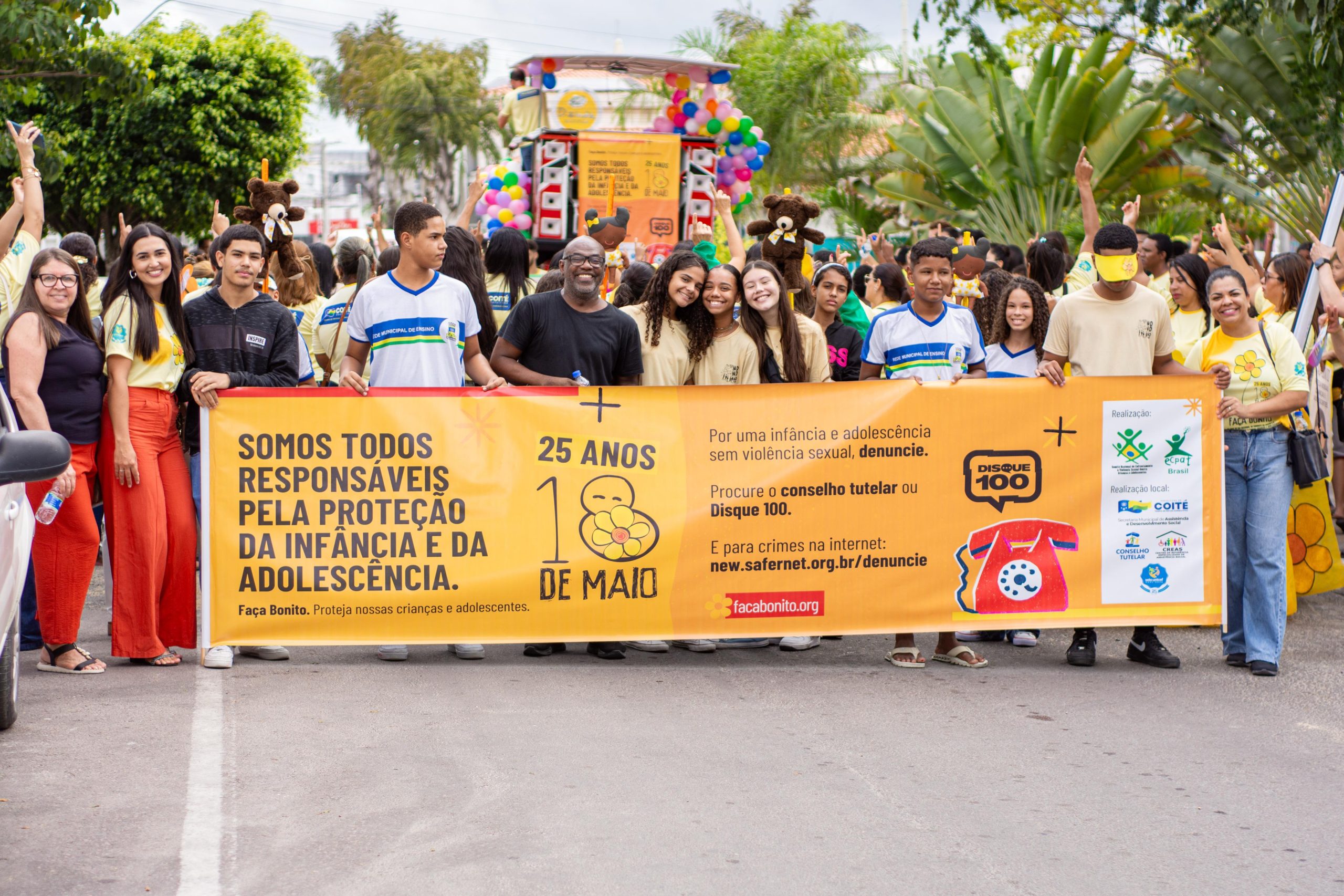 Caminhada “Faça Bonito” mobiliza comunidade em defesa das crianças e adolescentes
