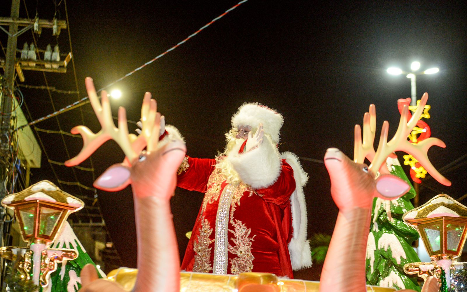 CARAVANA DE NATAL DA COCA-COLA VAI ILUMINAR AS RUAS DE COITÉ NO DIA 25 DE NOVEMBRO